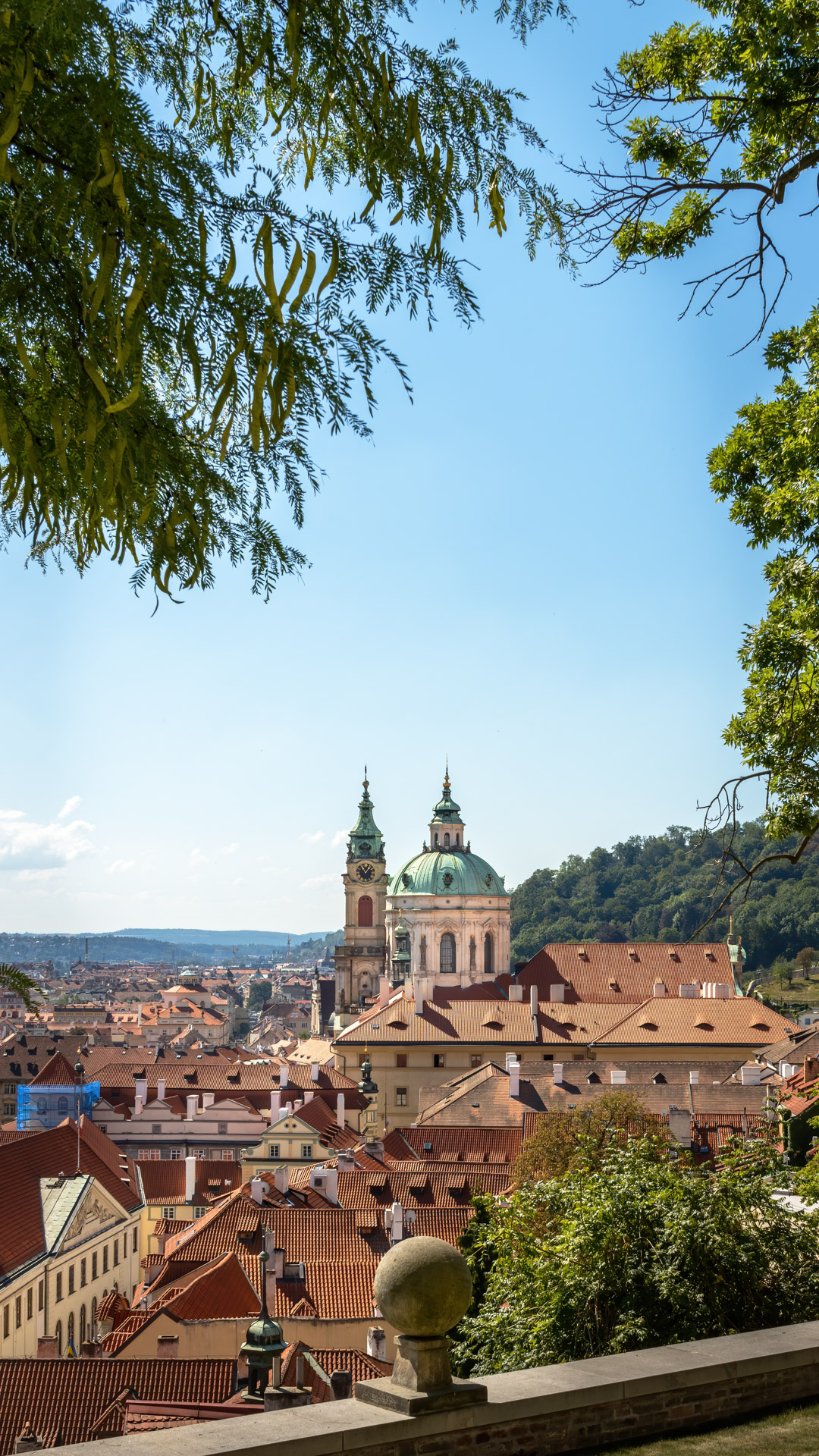 Discover the stunning beauty of Prague with this high-quality cityscape background in HD resolution. This wallpaper captures the iconic architecture and charm of the Czech Republic's capital city.